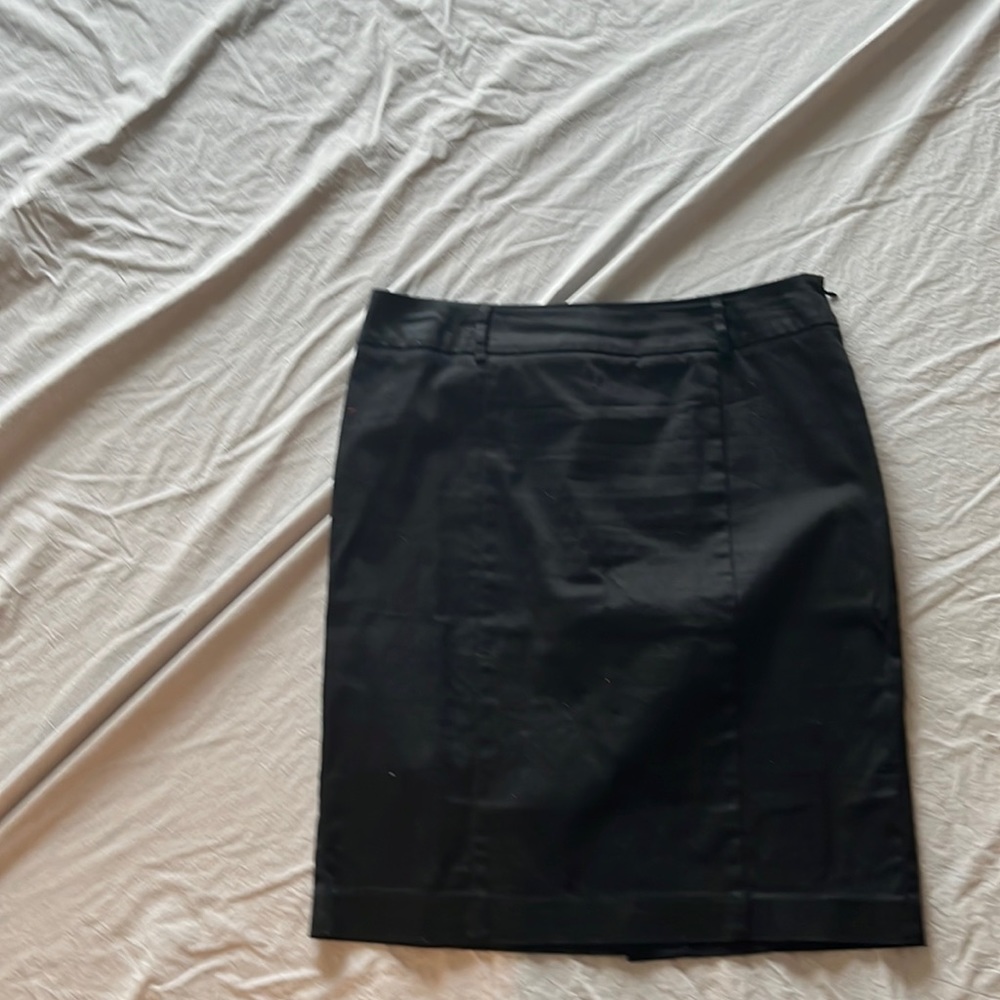 black apt9 skirt